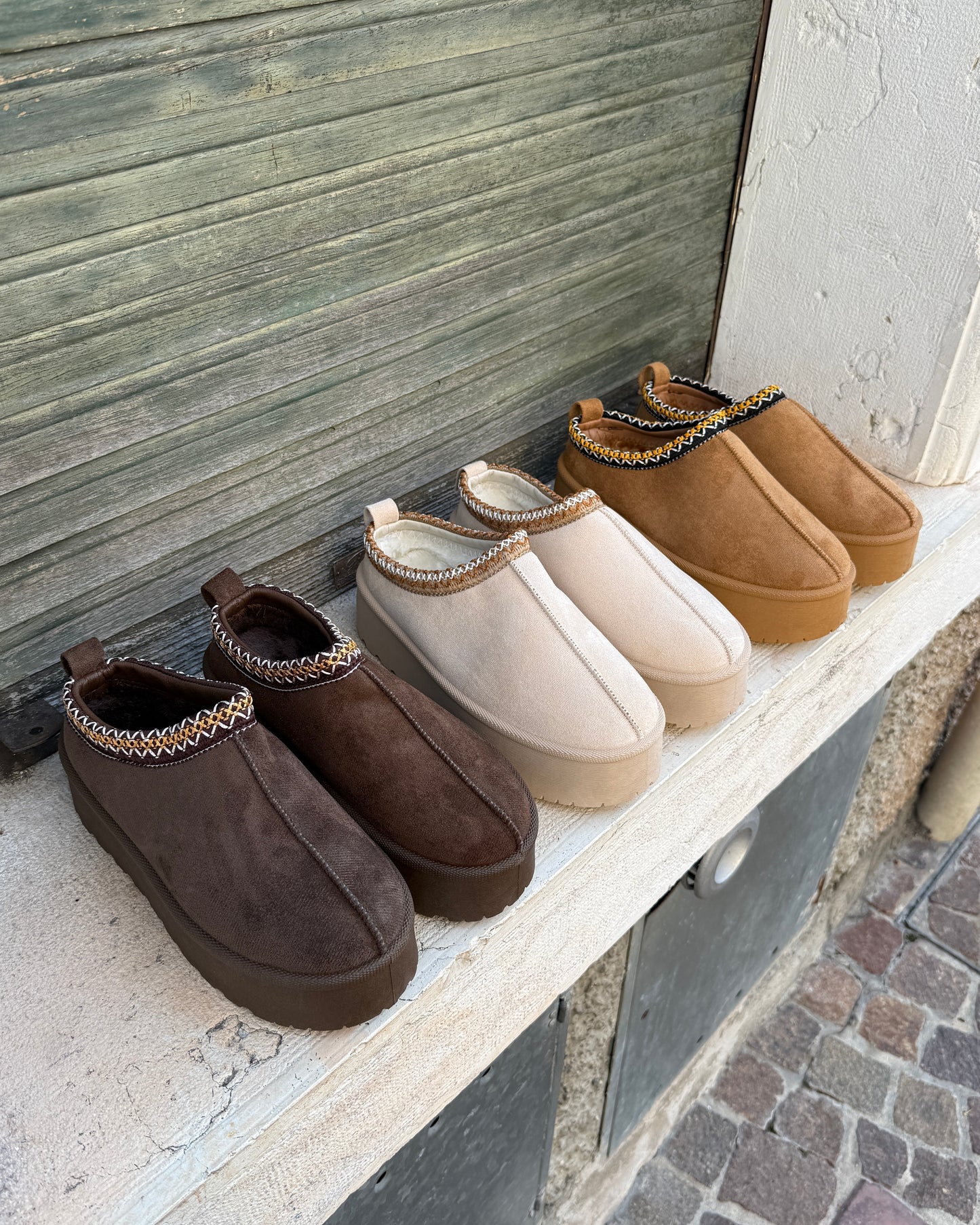 New Helsinki Platform Beige