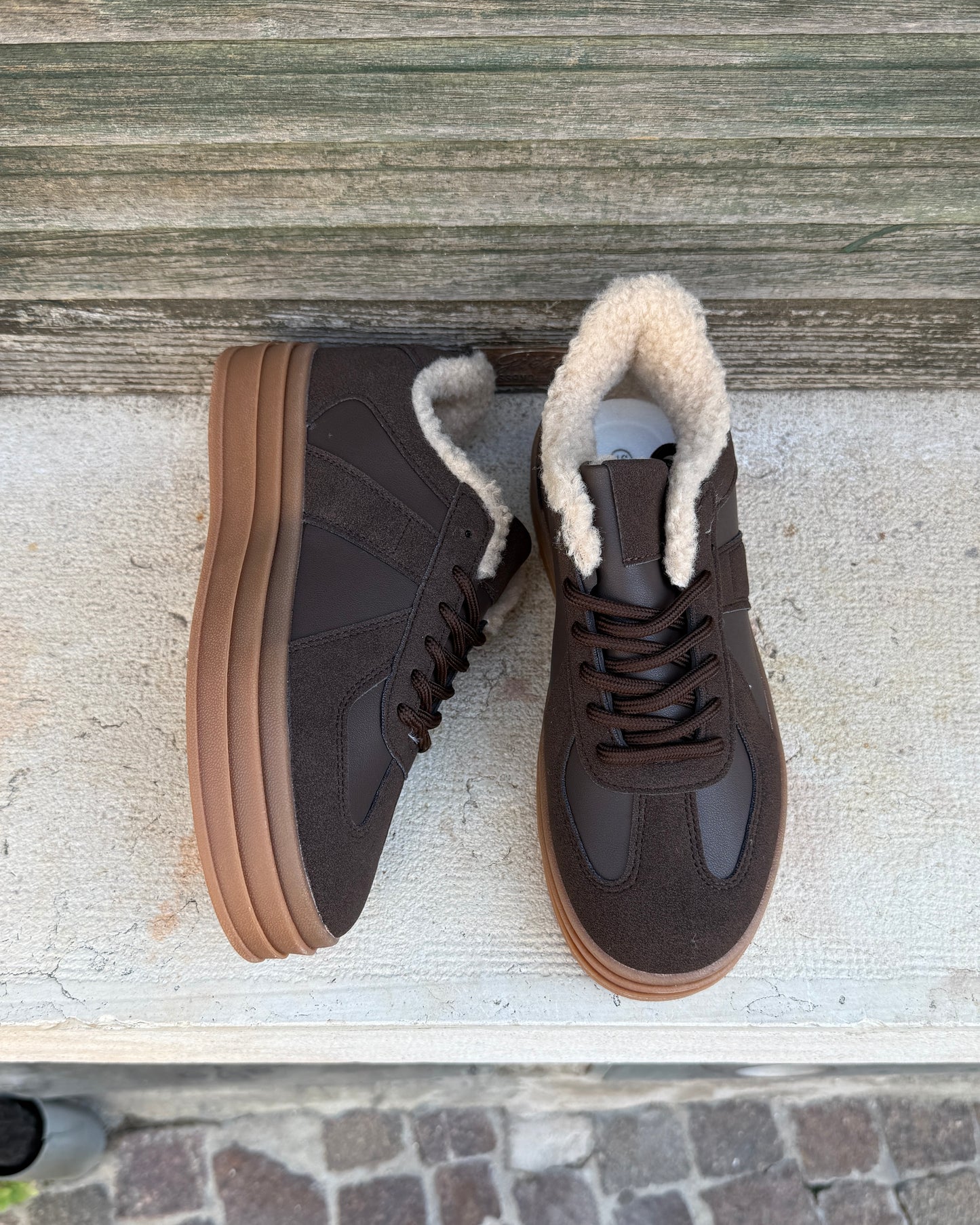 Sneakers Gloria Brown