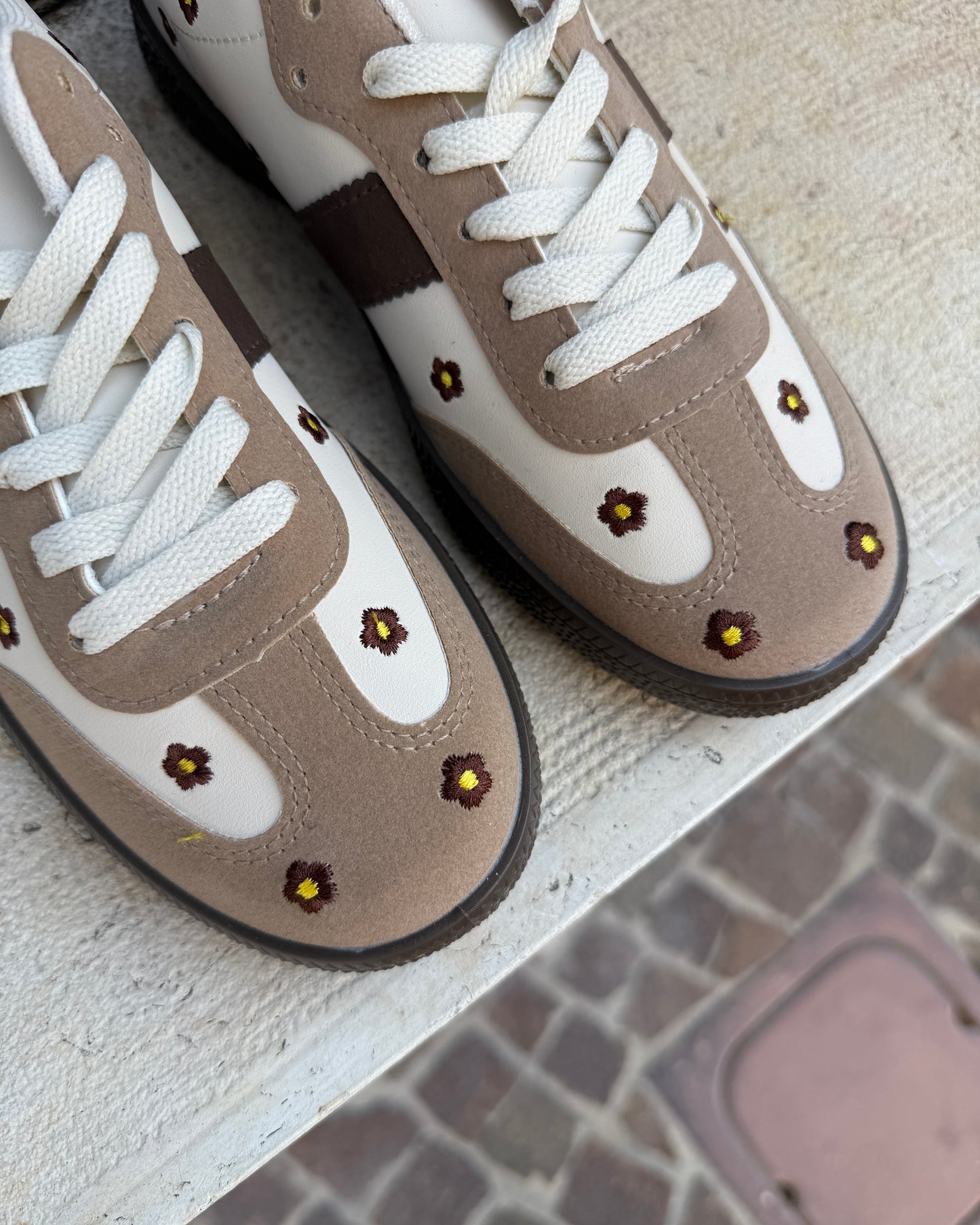 Sneakers Marguerite Brown