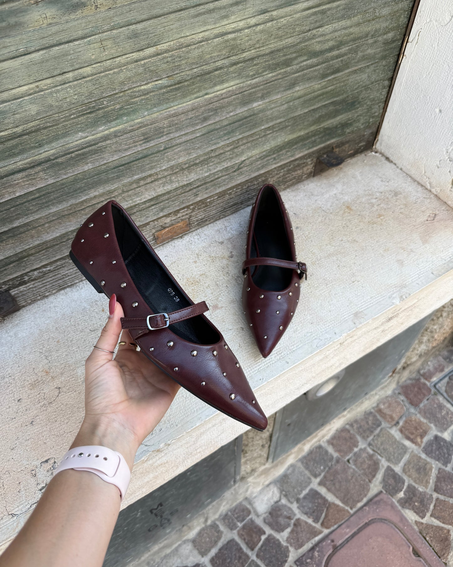 Ballerina Monika Bordeaux