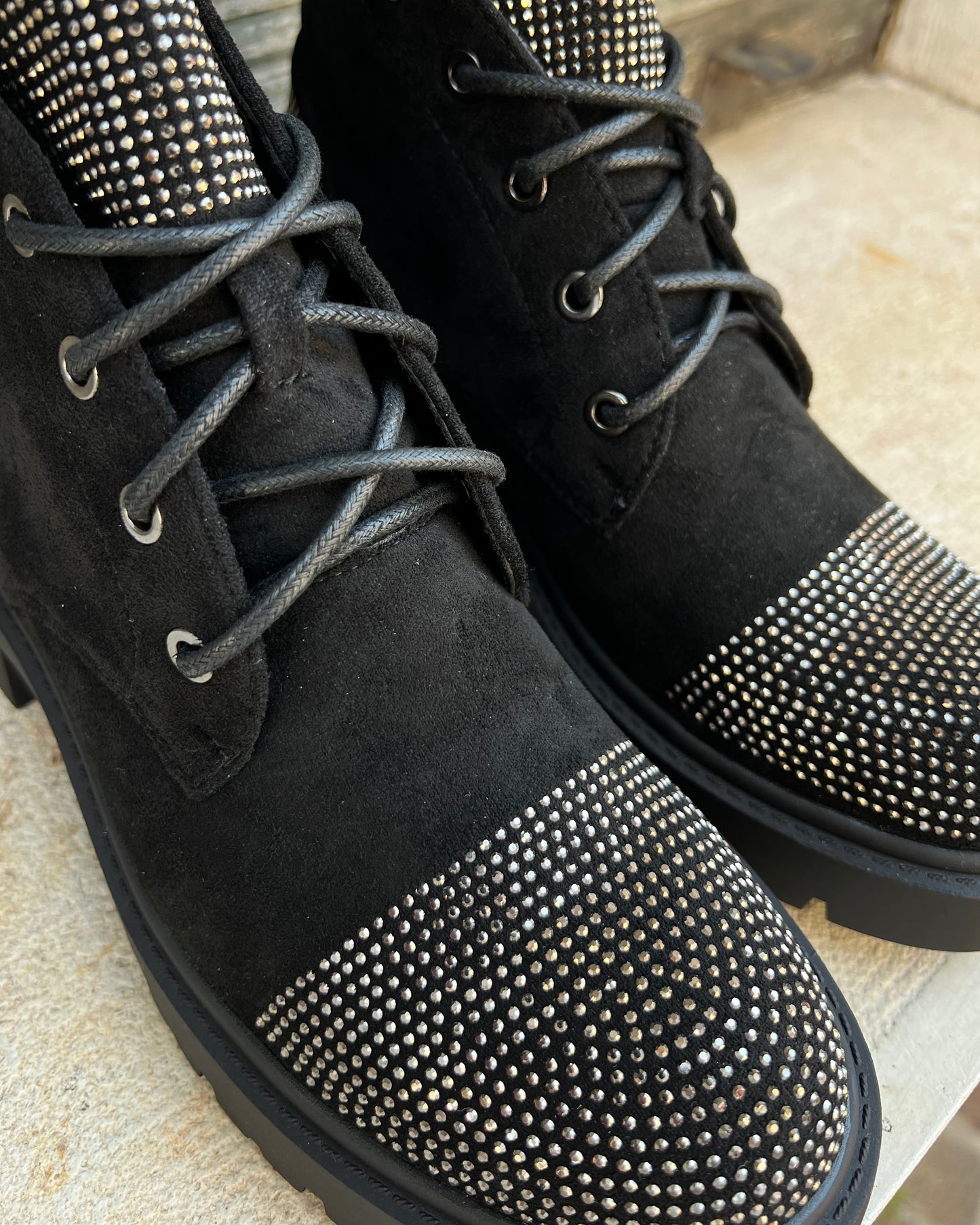 Stivaletto Punta Strass Nero