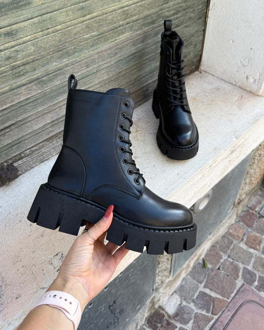 Anfibio Stoccolma Black