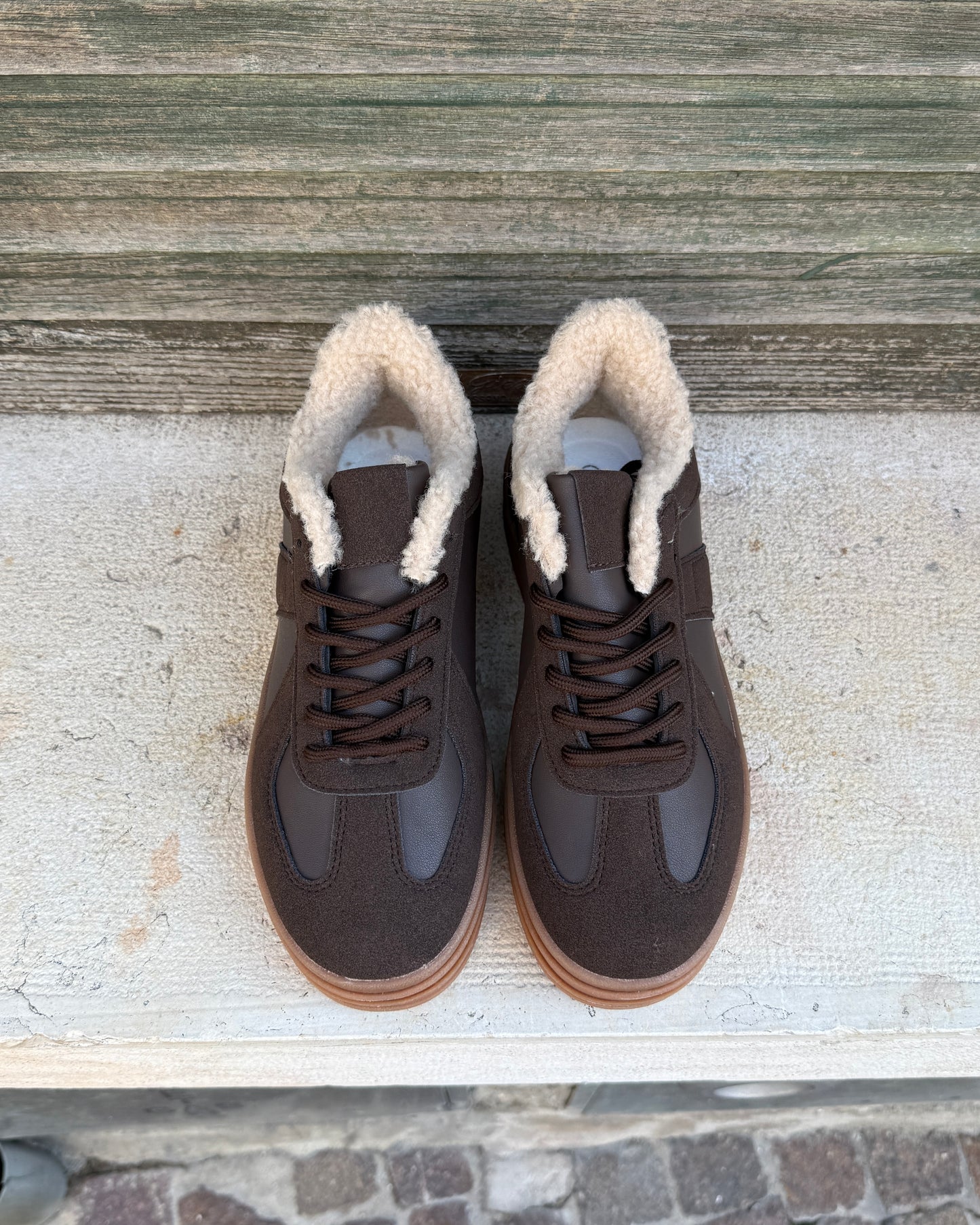 Sneakers Gloria Brown