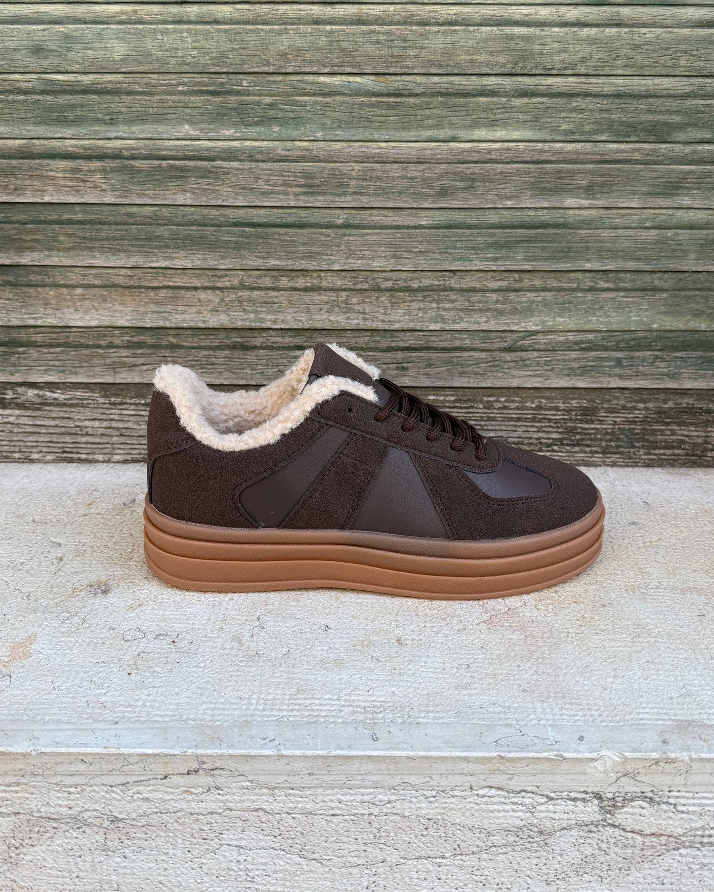 Sneakers Gloria Brown