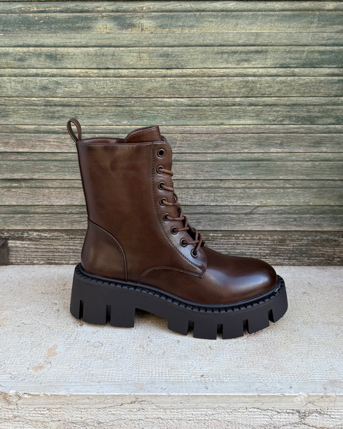 Anfibio Stoccolma Brown