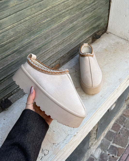 New Helsinki Platform Beige