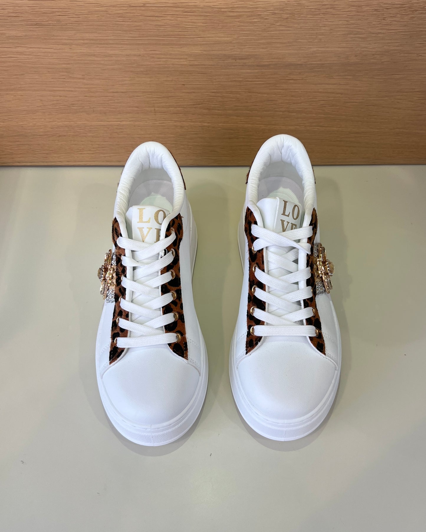 Sneakers Bee Leo