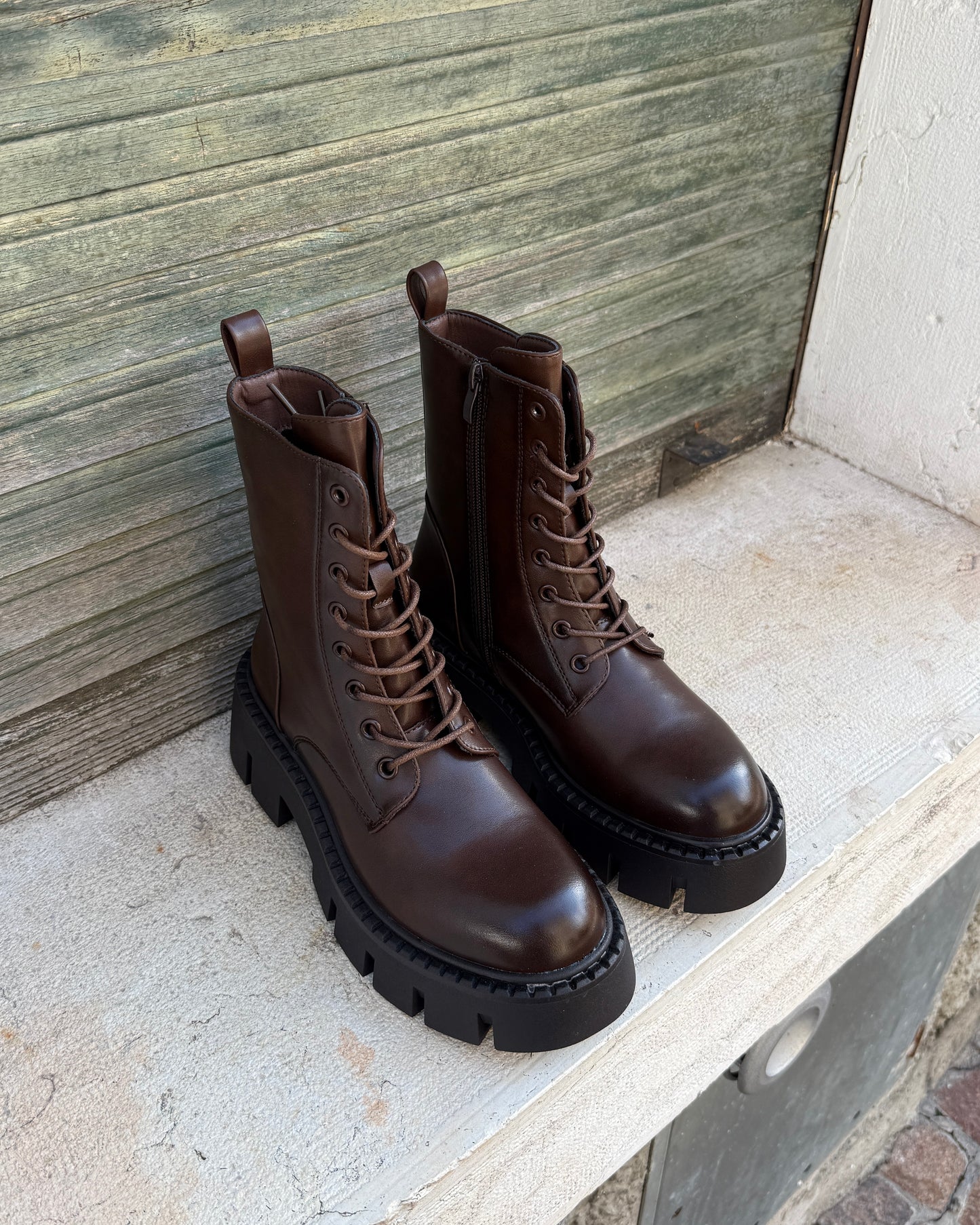 Anfibio Stoccolma Brown