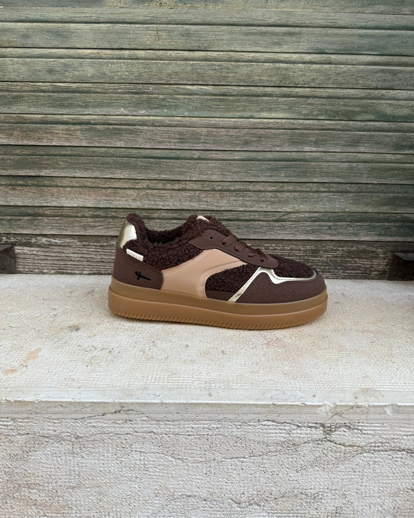 Sneakers Angela Brown